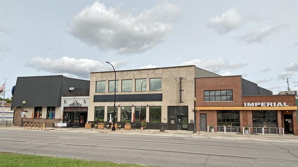 22840 Woodward Ave, Ferndale, MI for lease Interior Photo- Image 1 of 8