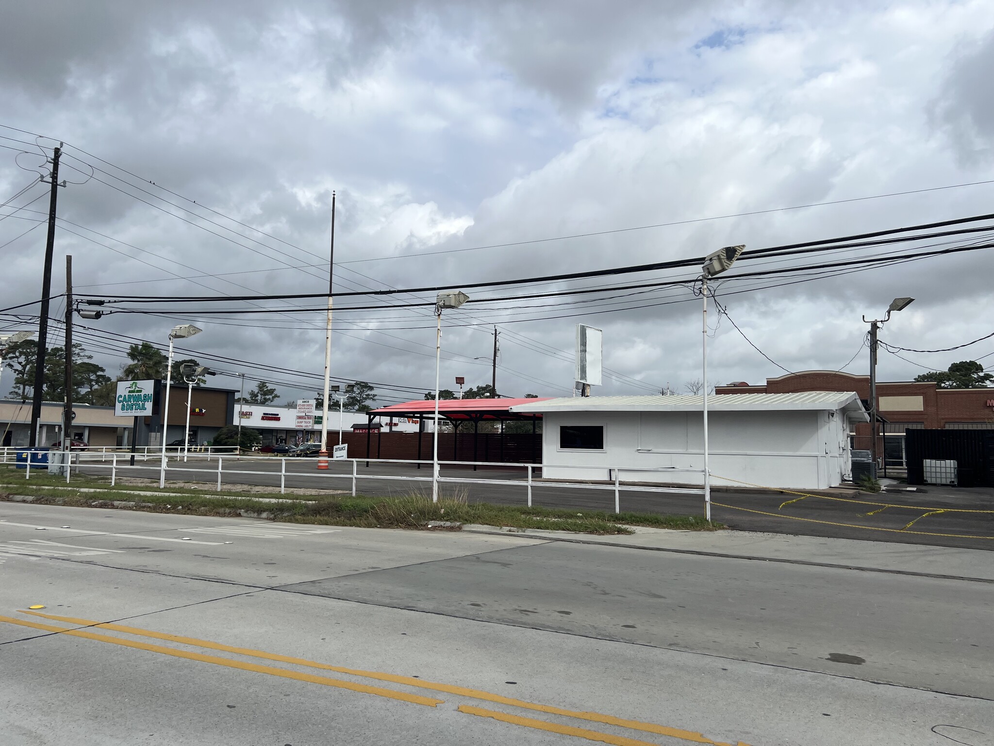 3612 Dunvale Rd, Houston, TX à louer Photo du bâtiment- Image 1 de 1