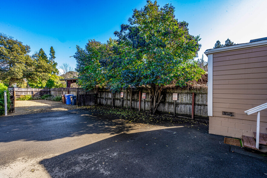 1532 Jefferson St, Napa, CA à vendre - Photo du b timent - Image 3 de 38