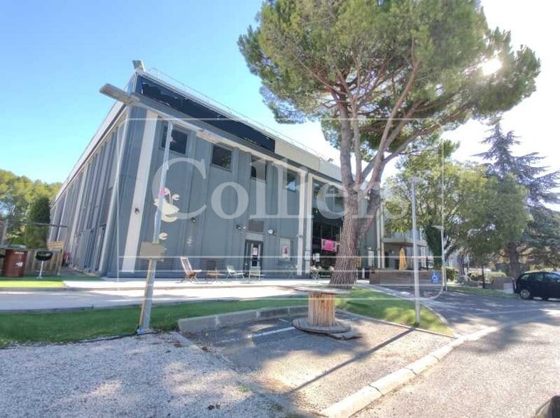 Office in Vitrolles for lease - Building Photo - Image 2 of 13