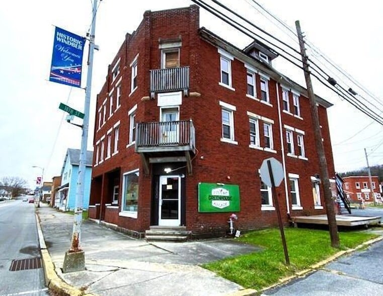 1800 Graham Ave, Windber, PA for lease - Building Photo - Image 1 of 1