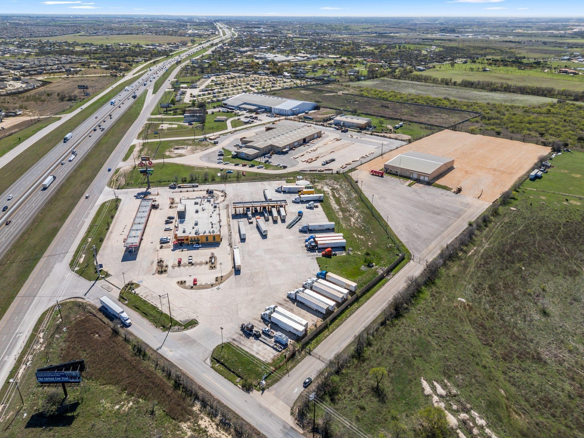 75 County Road 372, Jarrell, TX for lease Primary Photo- Image 1 of 4