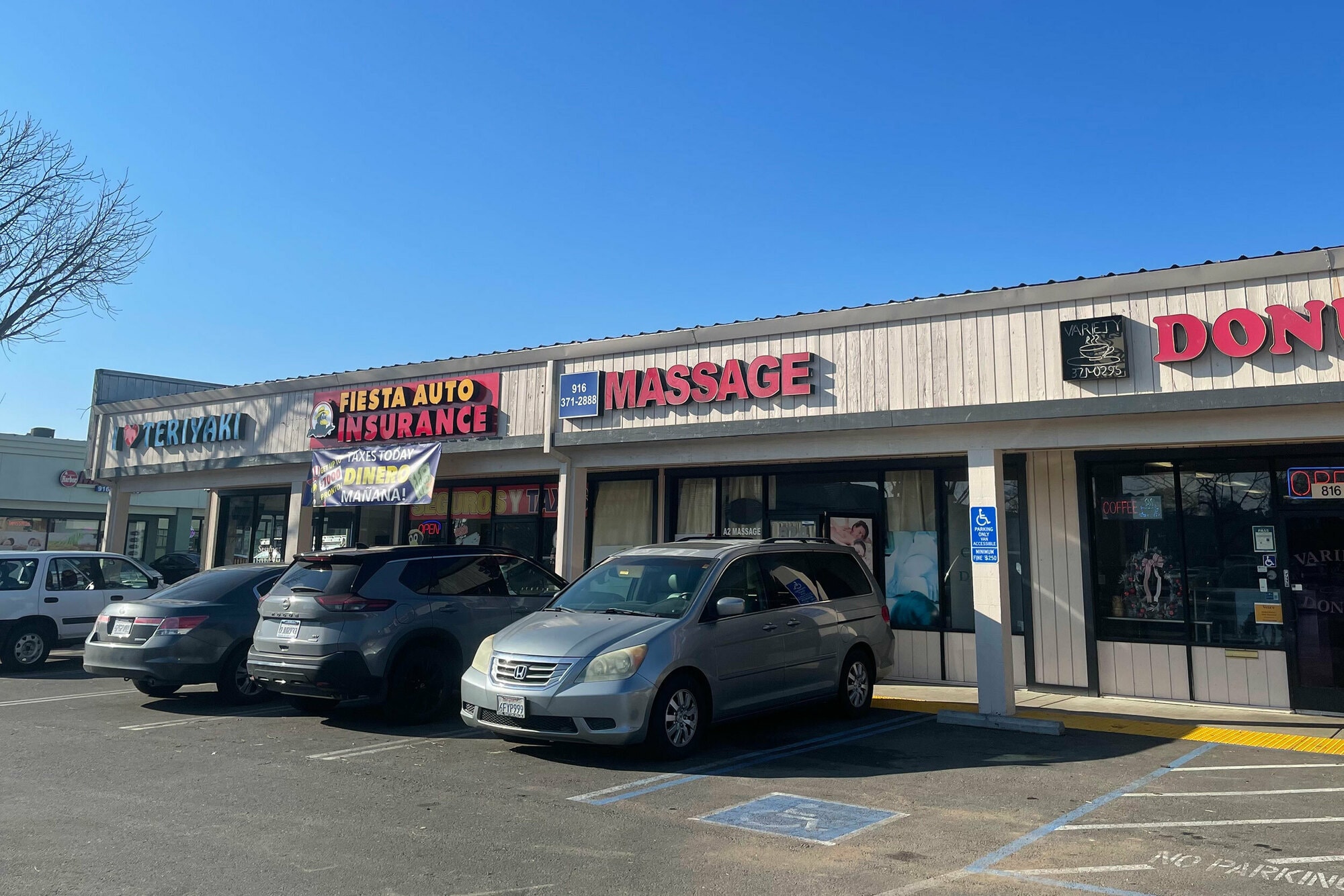 800-830 Harbor Blvd, West Sacramento, CA for lease Primary Photo- Image 1 of 6