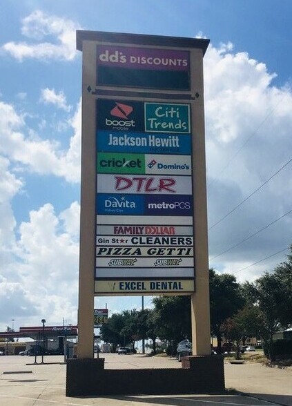 3302-3402 N Buckner Blvd, Dallas, TX for lease - Building Photo - Image 2 of 14