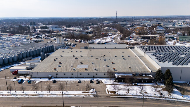 More details for 396 Henry St, Brantford, ON - Industrial for Lease