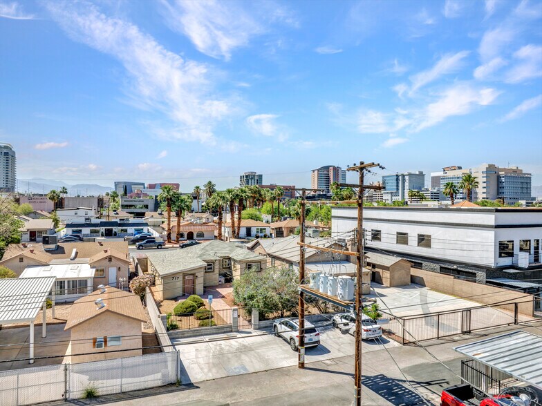 717 S 8th St, Las Vegas, NV à vendre - Aérien - Image 3 de 18