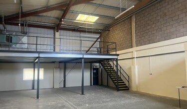 St Davids Way, Nuneaton à louer Photo intérieure- Image 1 de 1