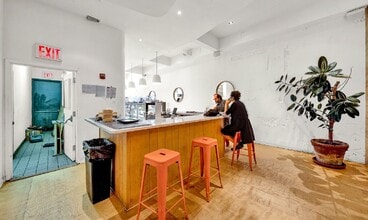 279 Church St, New York, NY à vendre Photo intérieure- Image 1 de 2