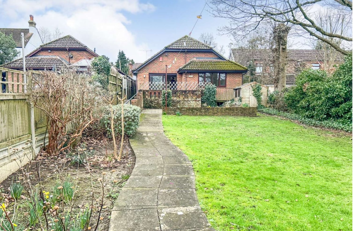 151 Tunbury Ave, Chatham for sale Primary Photo- Image 1 of 5