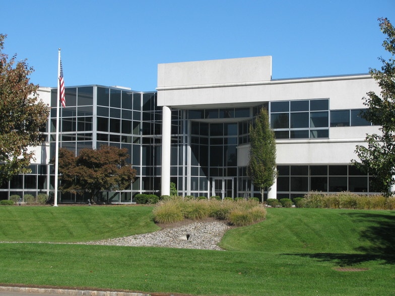 15 Vreeland Rd, Florham Park, NJ for lease - Building Photo - Image 2 of 8