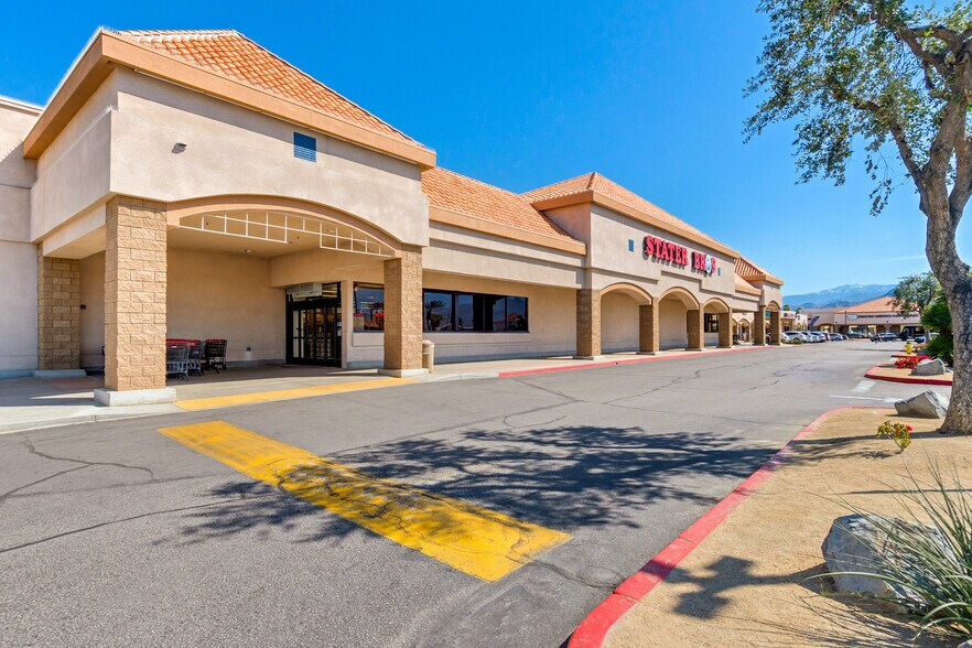 69115-69275 Ramon Rd, Cathedral City, CA à louer - Photo du bâtiment - Image 2 de 9
