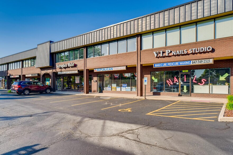 805-815 E Rand Rd, Arlington Heights, IL à louer - Photo du bâtiment - Image 3 de 19