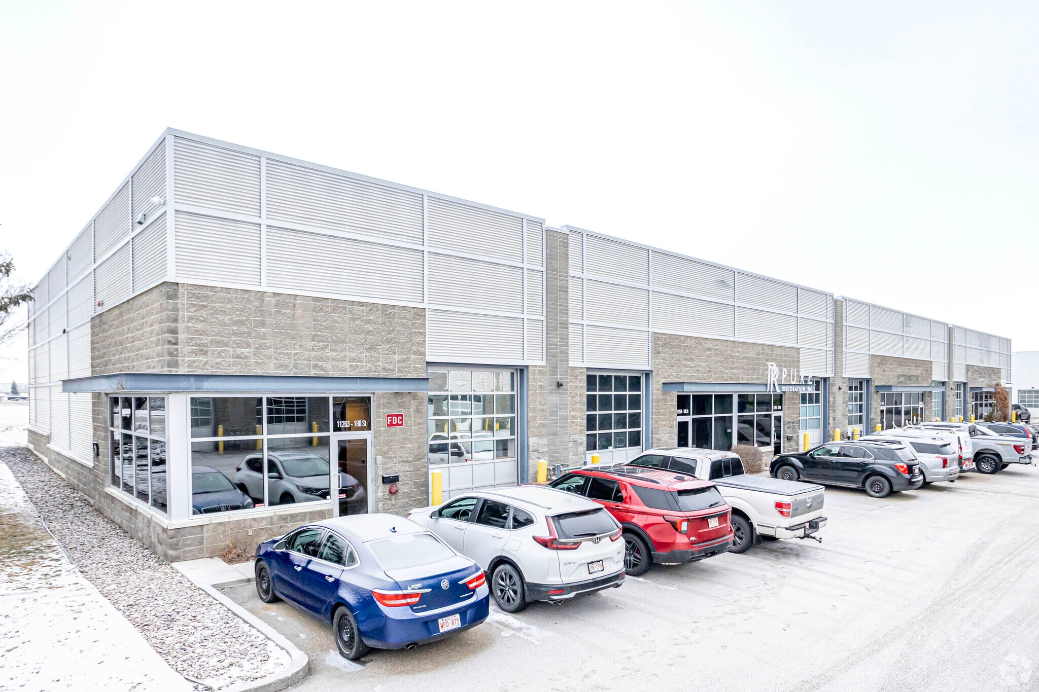 11255-11265 180 St NW, Edmonton, AB for sale Primary Photo- Image 1 of 1