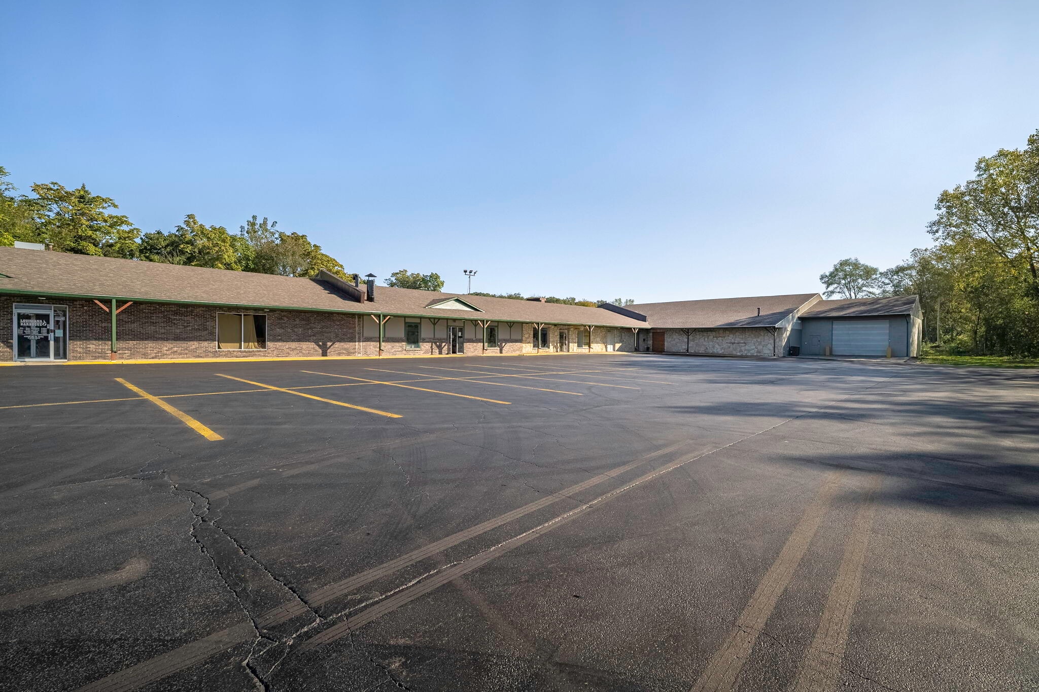 1220 Richards St, Joliet, IL for lease Primary Photo- Image 1 of 6
