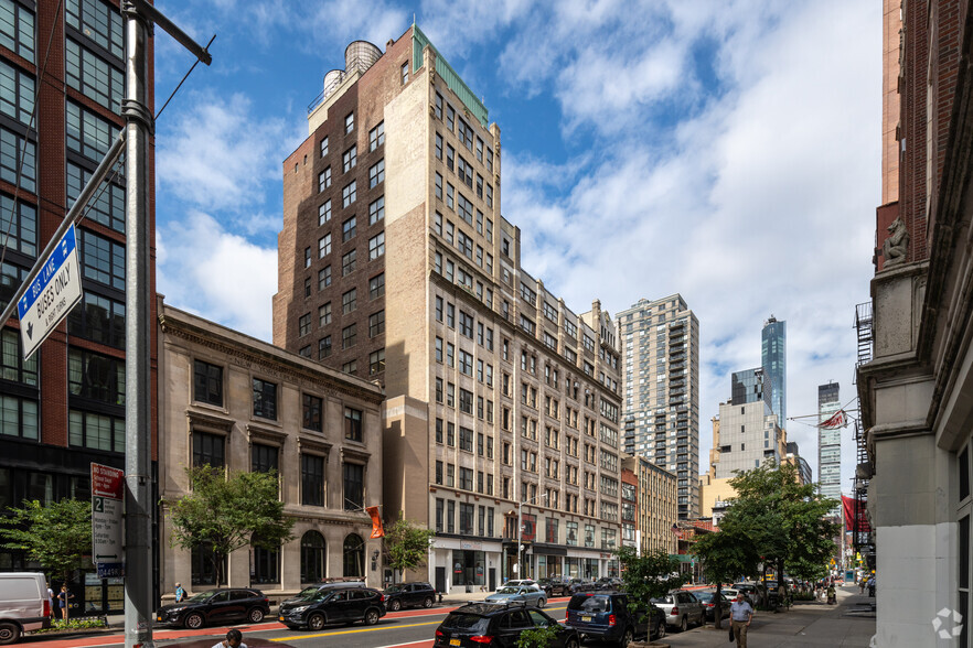 220 E 23rd St, New York, NY for lease - Primary Photo - Image 1 of 8