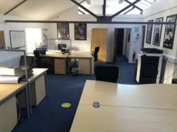 Commercial Rd, Leeds for lease Interior Photo- Image 1 of 1