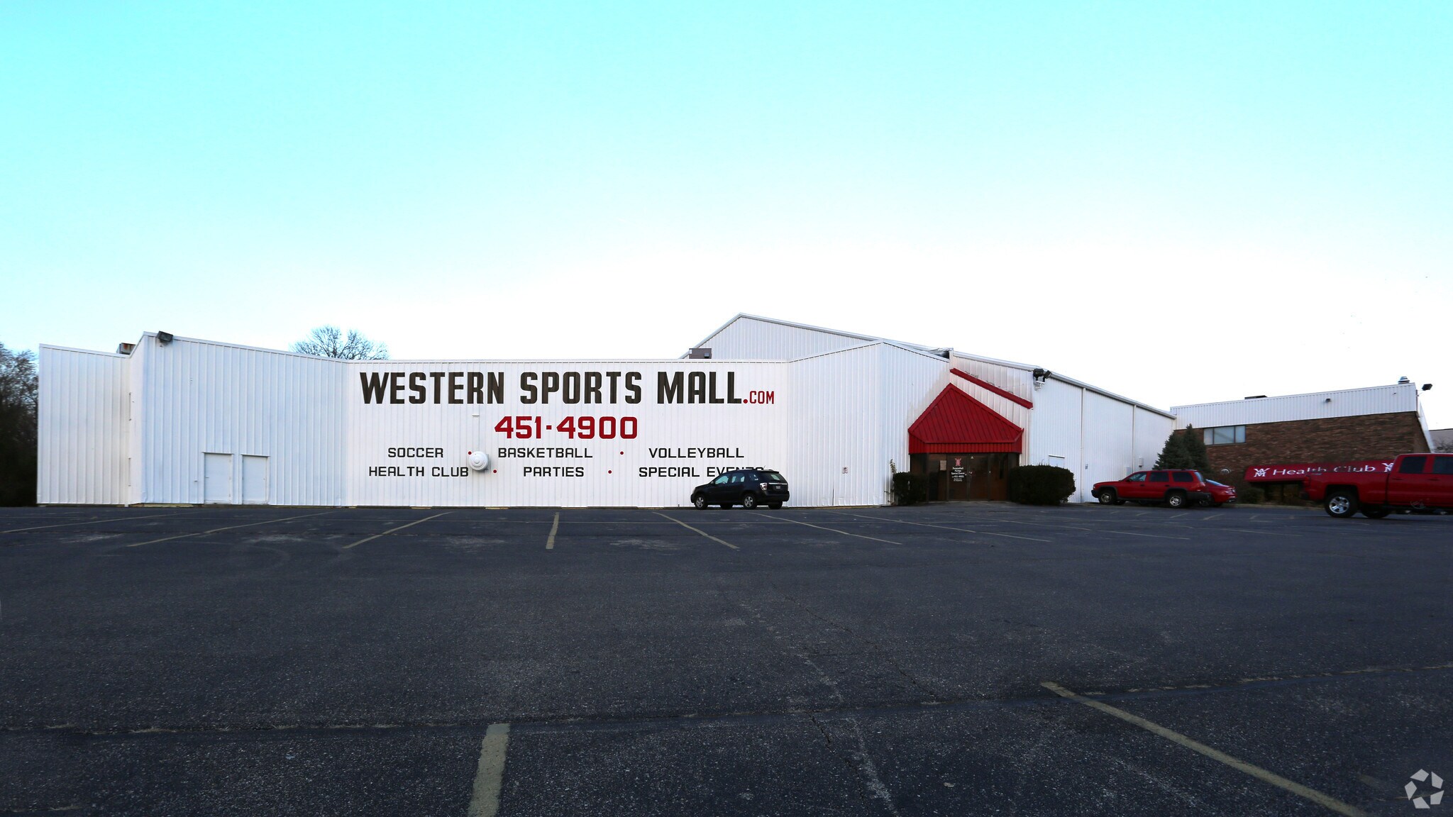 2323 Ferguson Rd, Cincinnati, OH à vendre Photo du bâtiment- Image 1 de 4