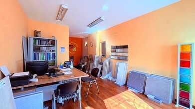 Retail in Castellar del Vallès, Barcelona for lease Interior Photo- Image 2 of 5