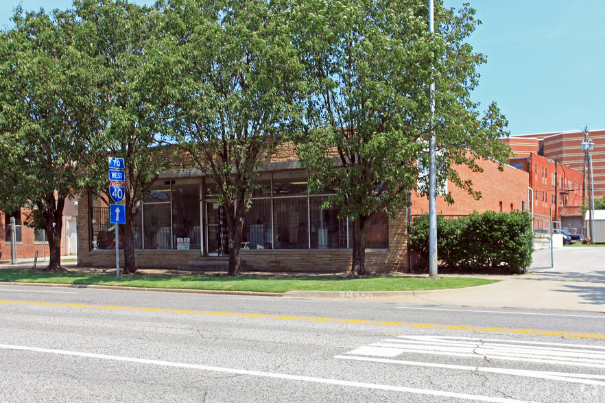 811 W Sheridan Ave, Oklahoma City, OK for sale - Primary Photo - Image 1 of 2