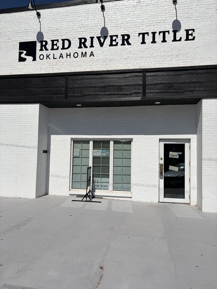 513-515 SW C Ave, Lawton, OK for lease - Building Photo - Image 2 of 33
