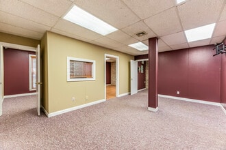 330 Milltown Rd, East Brunswick, NJ à louer Photo intérieure- Image 1 de 7