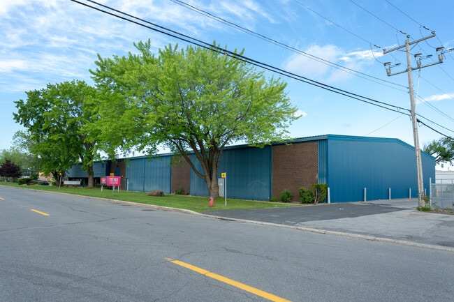 More details for 2089-2111 Rue de la Province, Longueuil, QC - Industrial for Sale