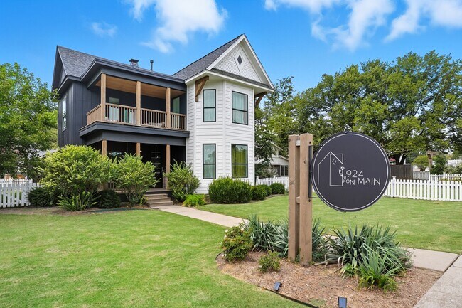 More details for 924 S Main St, Broken Arrow, OK - Specialty for Sale