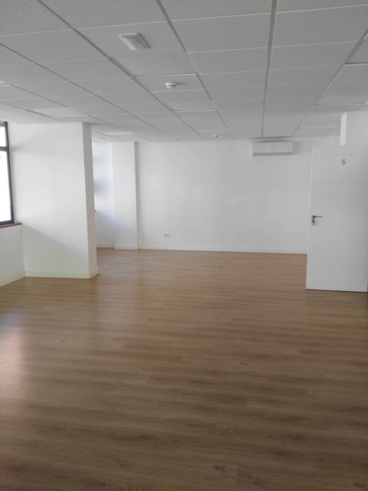 Office in Cáceres for lease Building Photo- Image 1 of 8