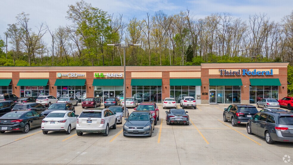 6355 Harrison Ave, Cincinnati, OH à louer - Photo du bâtiment - Image 2 de 3