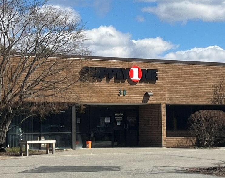30 Porter Rd, Littleton, MA for sale - Building Photo - Image 1 of 2