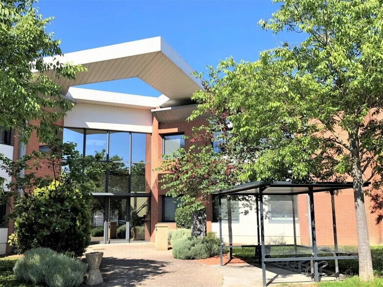 Bureau dans Toulouse à louer - Photo du bâtiment - Image 2 de 14