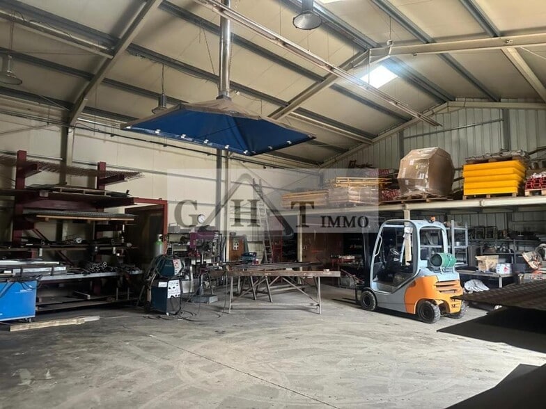 Industrial in Persan for sale - Interior Photo - Image 3 of 5