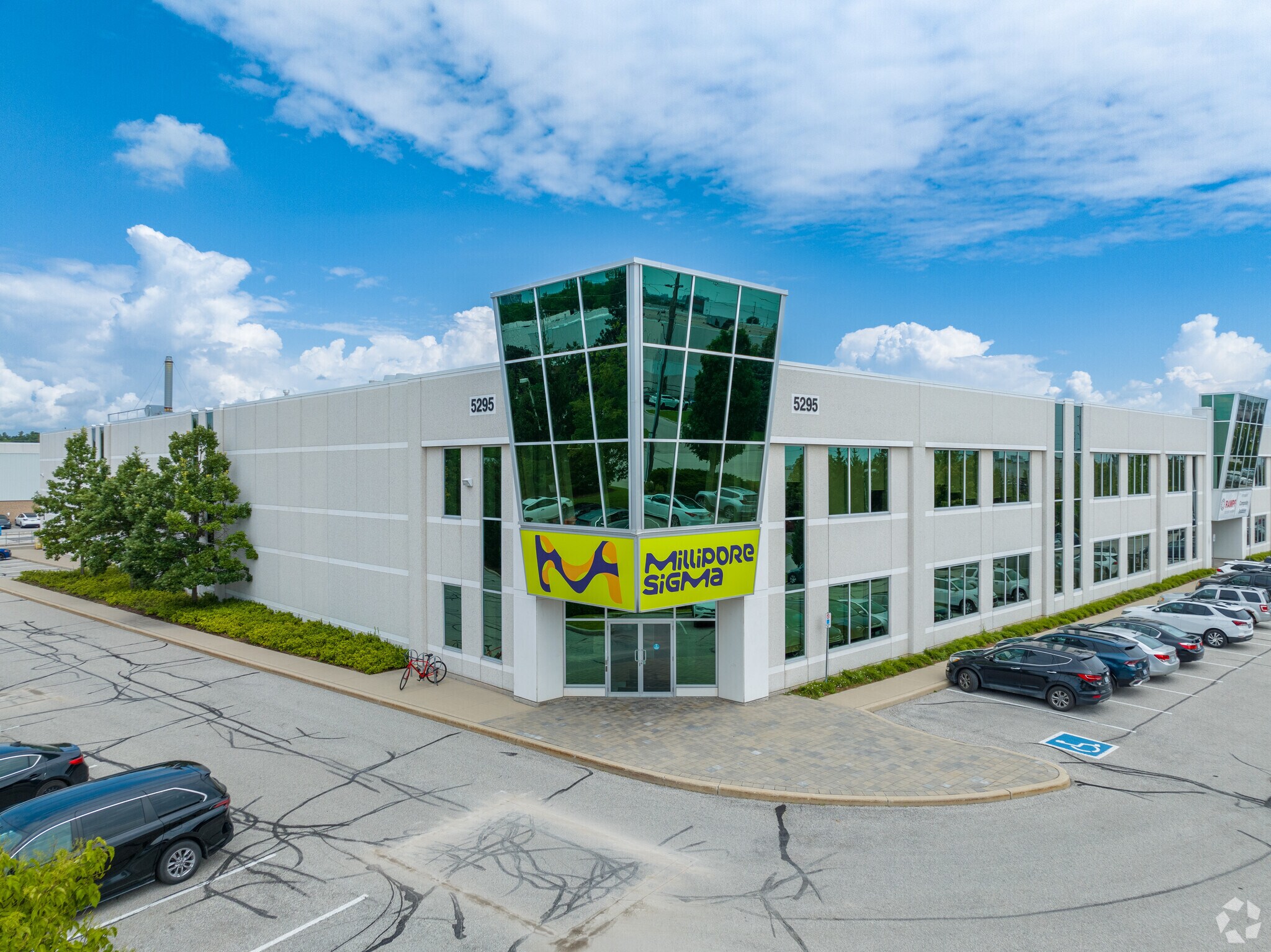 5295 John Lucas Dr, Burlington, ON à vendre Photo principale- Image 1 de 1