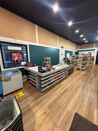 More details for 912 7th St, New Kensington, PA - Retail for Sale