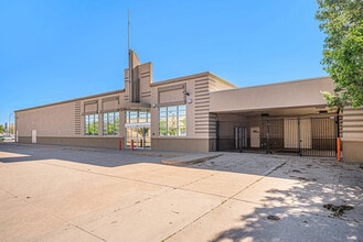 7950 W Colfax Ave, Lakewood, CO for lease Building Photo- Image 1 of 3