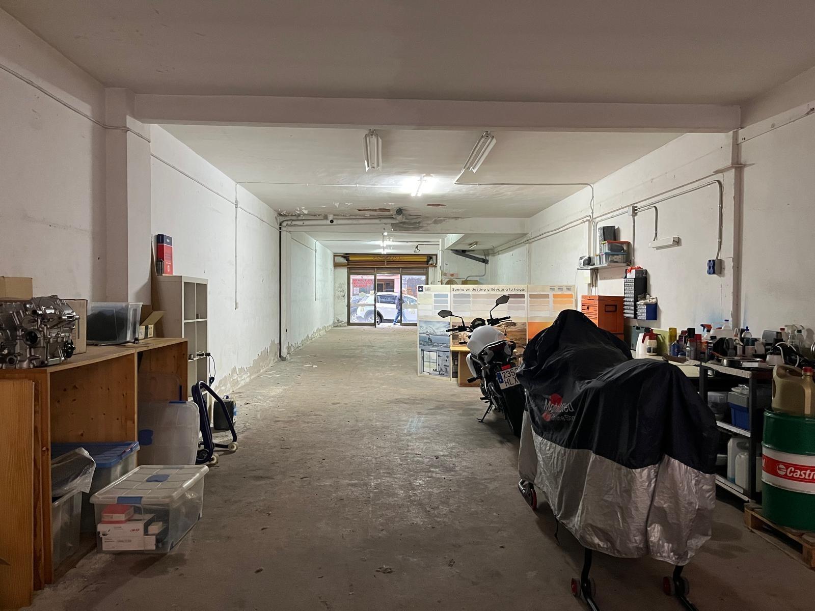 Commerce de détail dans Viladecans, Barcelona à louer Photo intérieure- Image 1 de 6