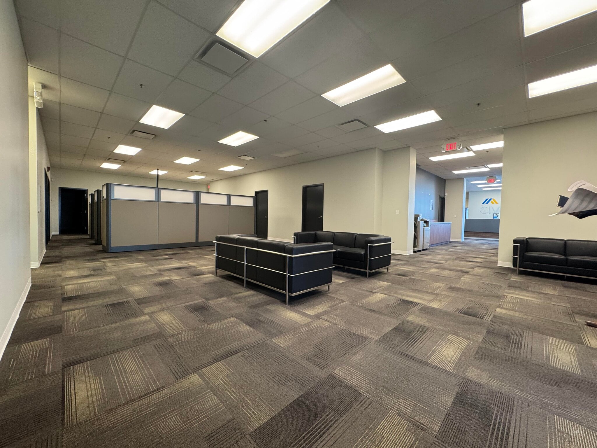 27671 108A Av NW, Acheson, AB for lease Interior Photo- Image 1 of 5