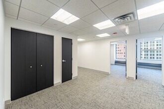 134 N LaSalle St, Chicago, IL for lease Interior Photo- Image 2 of 6