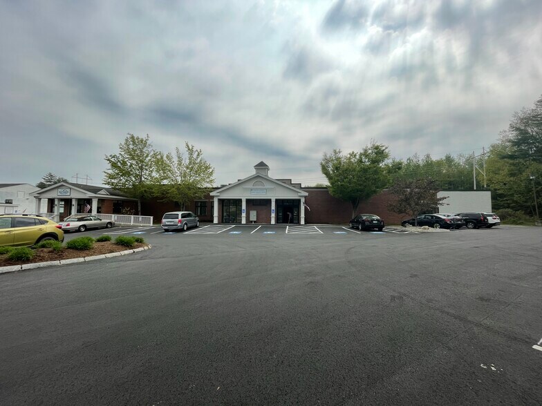 15B Antrim Rd, Hillsborough, NH for lease - Building Photo - Image 3 of 7