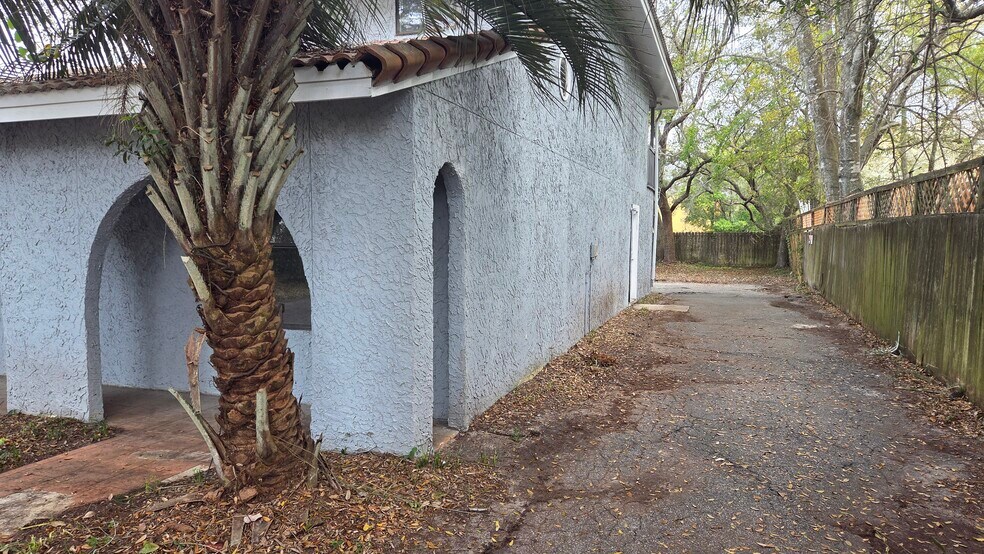 466 E Miracle Strip Pky, Mary Esther, FL à vendre - Photo du bâtiment - Image 3 de 17