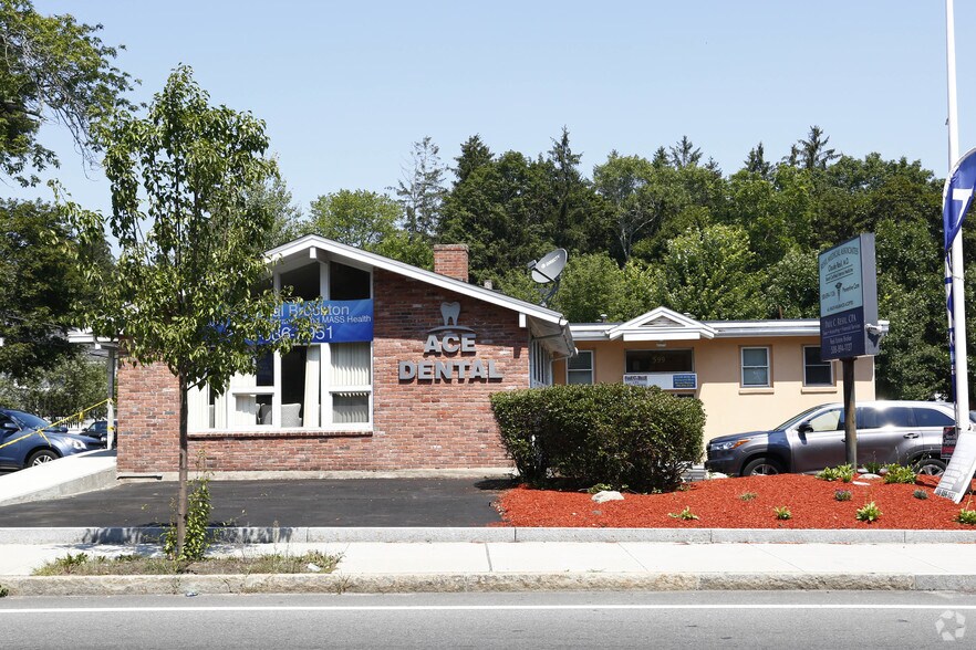 599-601 Pleasant St, Brockton, MA à vendre - Photo du bâtiment - Image 3 de 14