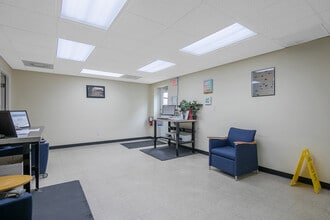 335-337 McMillan St, Fayetteville, NC for lease Interior Photo- Image 2 of 13