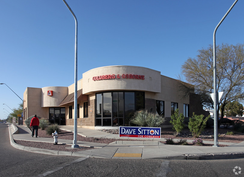 2323 N Campbell Ave, Tucson, AZ for lease - Primary Photo - Image 1 of 6