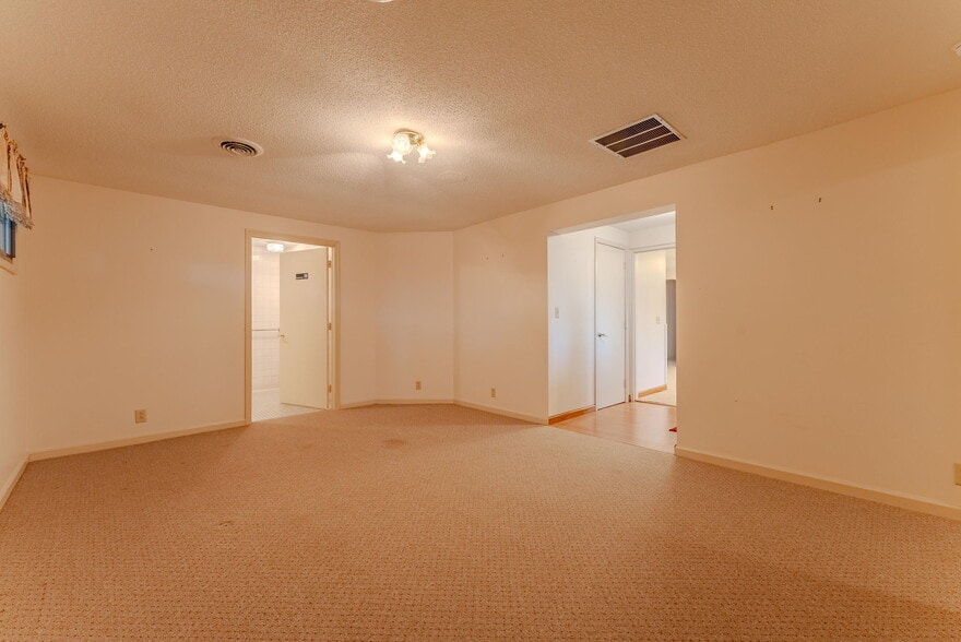 508 N Broadway, Peru, IN à vendre - Photo du bâtiment - Image 3 de 29