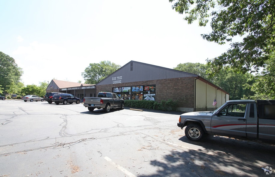 1303-1313 Gold Star Hwy, Groton, CT for sale - Building Photo - Image 1 of 22