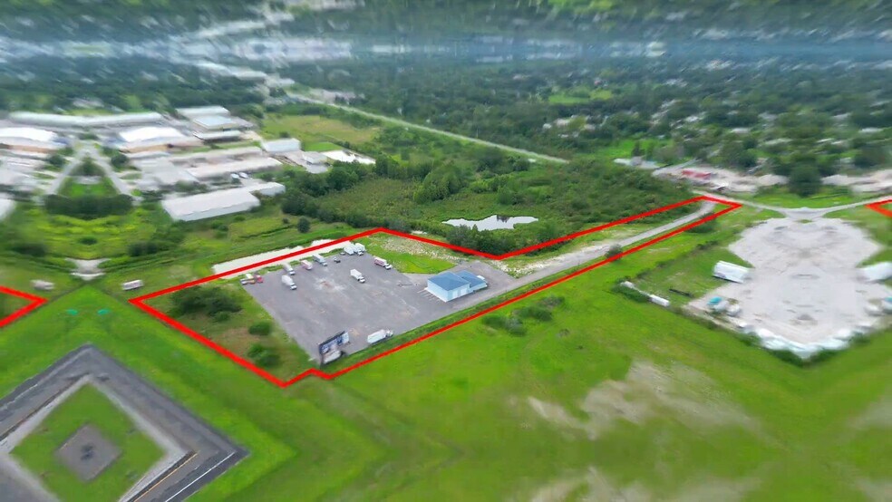 3755 Maine Ave, Lakeland, FL à louer - Vidéo sur l’inscription commerciale - Image 2 de 9