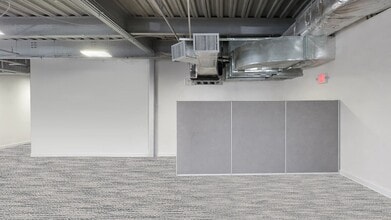 300 Oxford Rd, Oxford, CT à louer Photo intérieure- Image 2 de 9