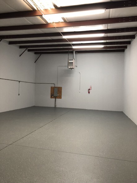 1025 Nine North Dr, Alpharetta, GA à louer - Photo intérieure - Image 2 de 5