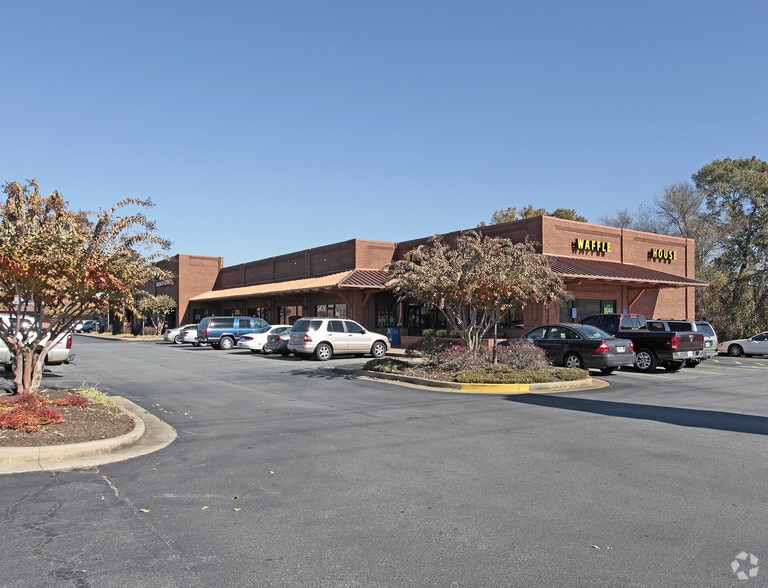 9529-9539 Hwy 92, Woodstock, GA for lease - Primary Photo - Image 2 of 7