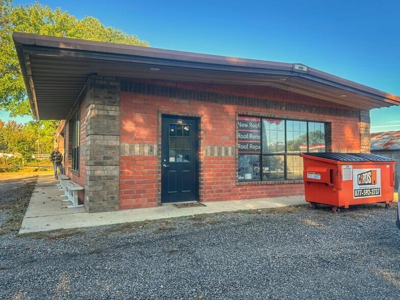 120 S Cumberland Ave, Russellville, AR à vendre - Photo du bâtiment - Image 2 de 10
